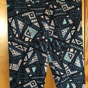 LuLaRoe OS leggings